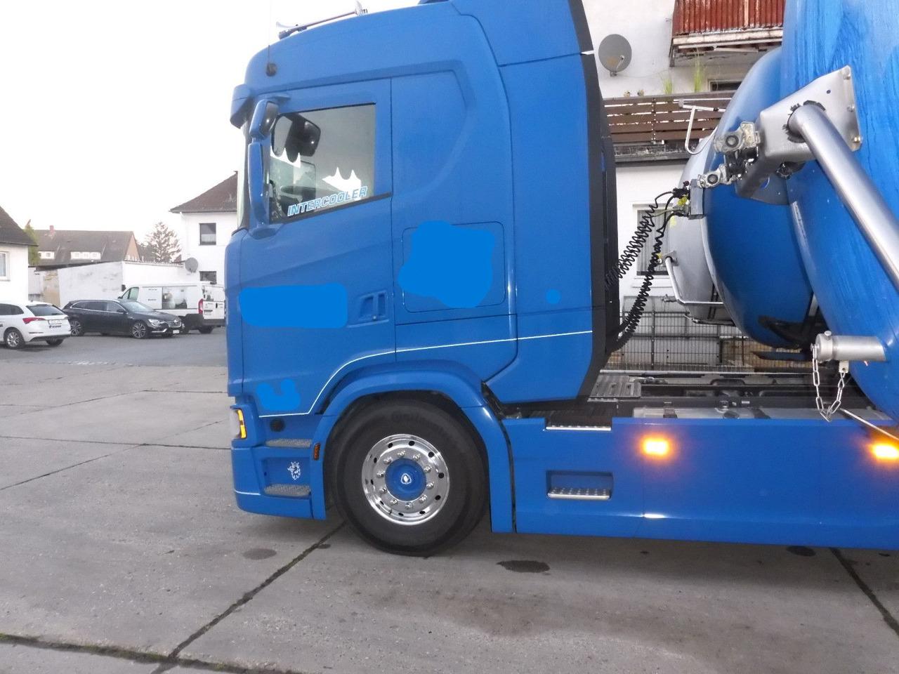 Scania