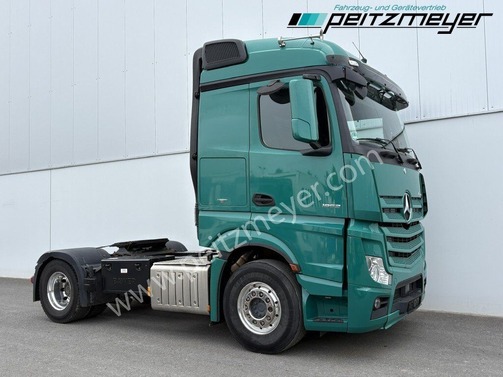 MERCEDES-BENZ