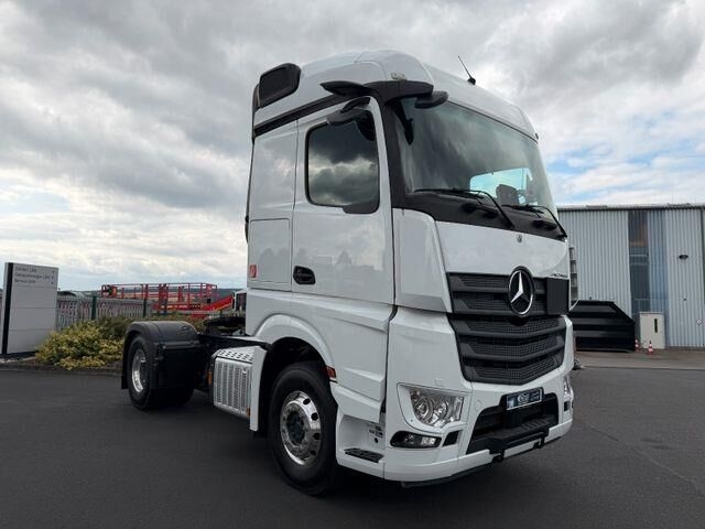 Mercedes-Benz