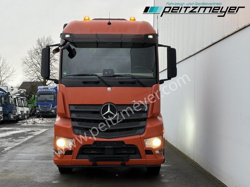 MERCEDES-BENZ