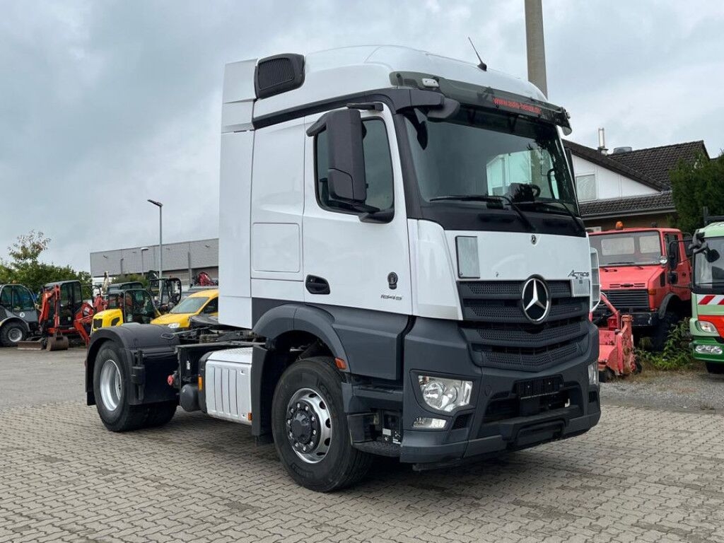 Mercedes-Benz