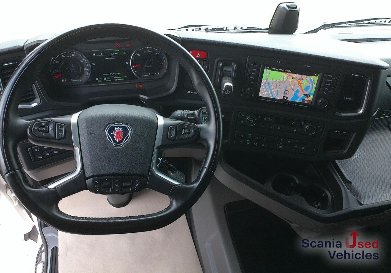 SCANIA