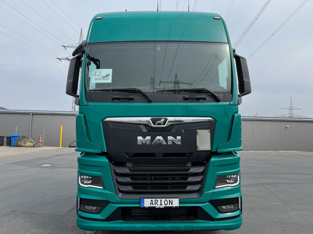 MAN