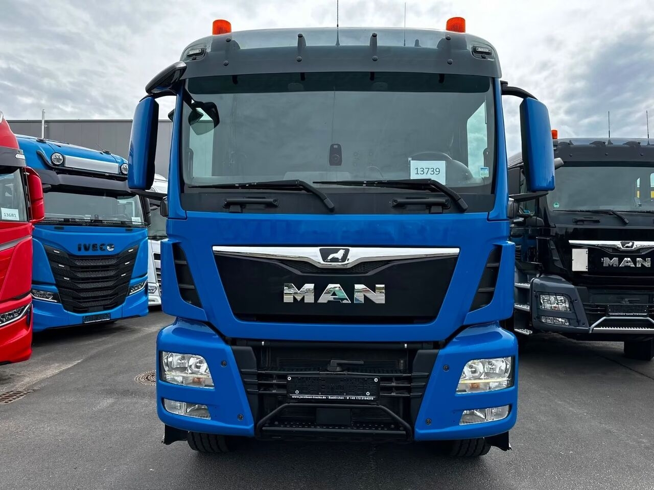 MAN