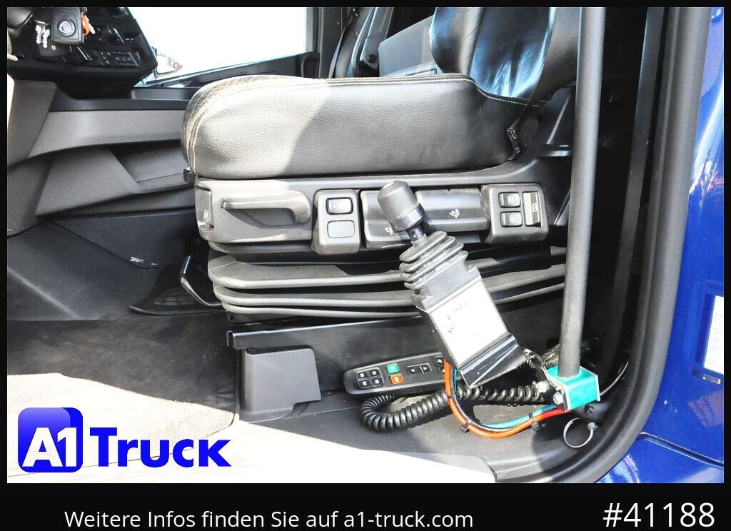 SCANIA
