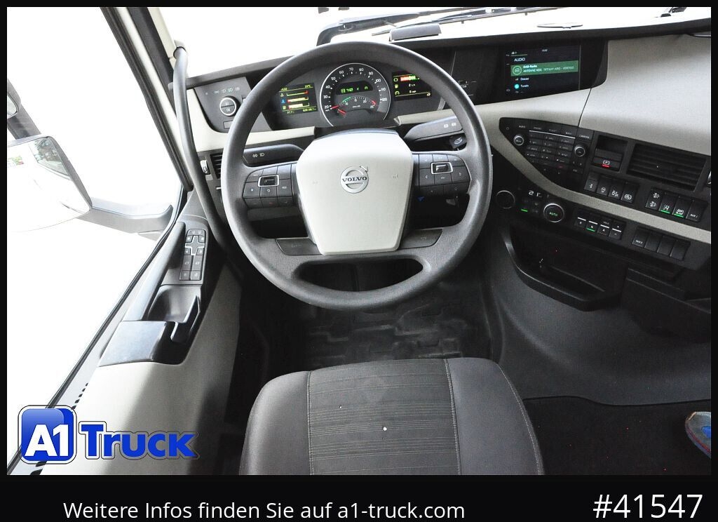 VOLVO
