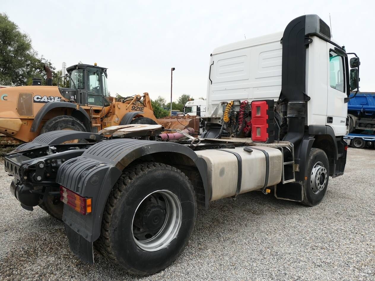 Mercedes