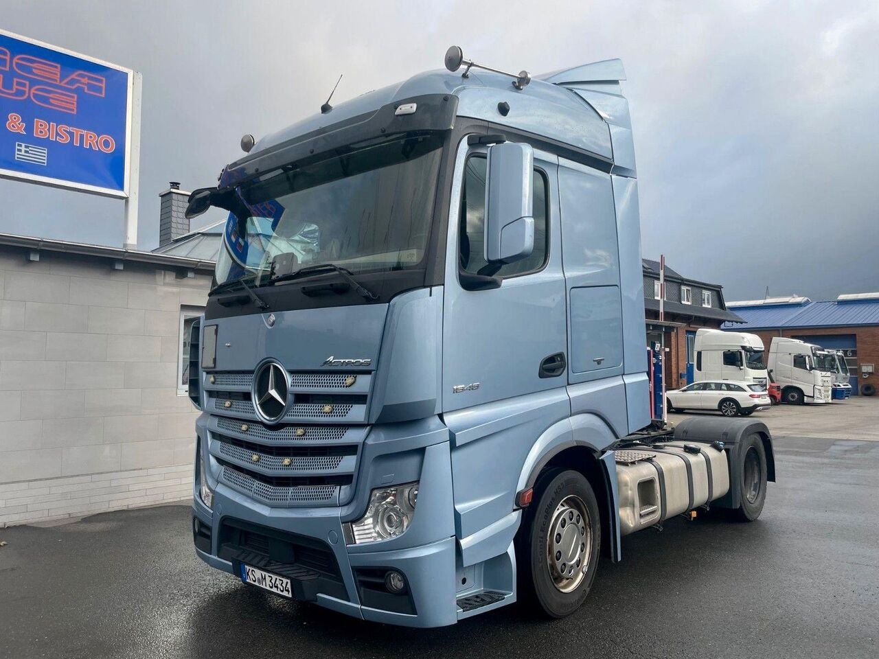 Mercedes-Benz