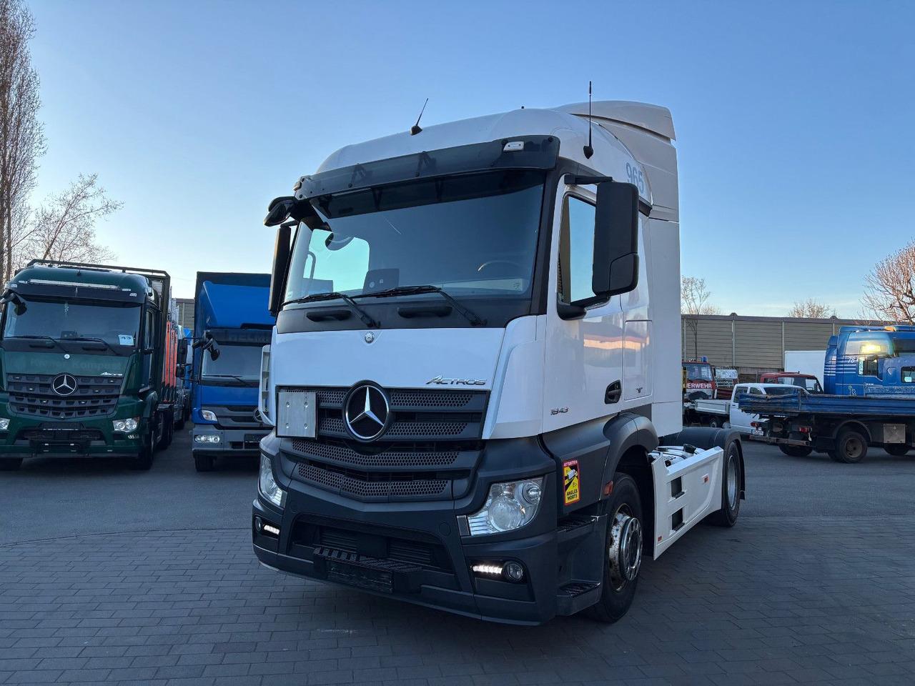 Mercedes-Benz
