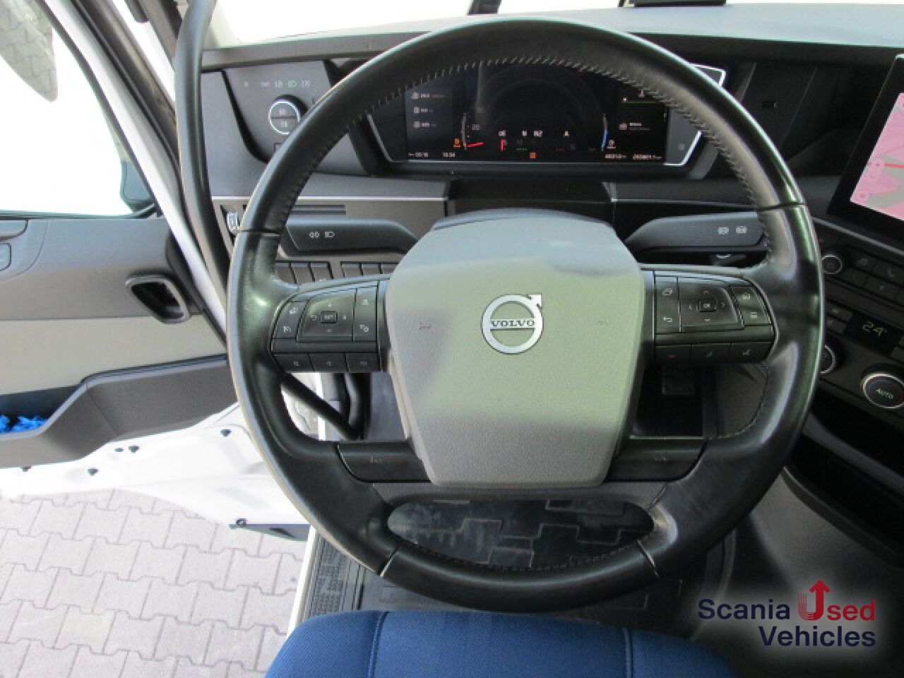 VOLVO
