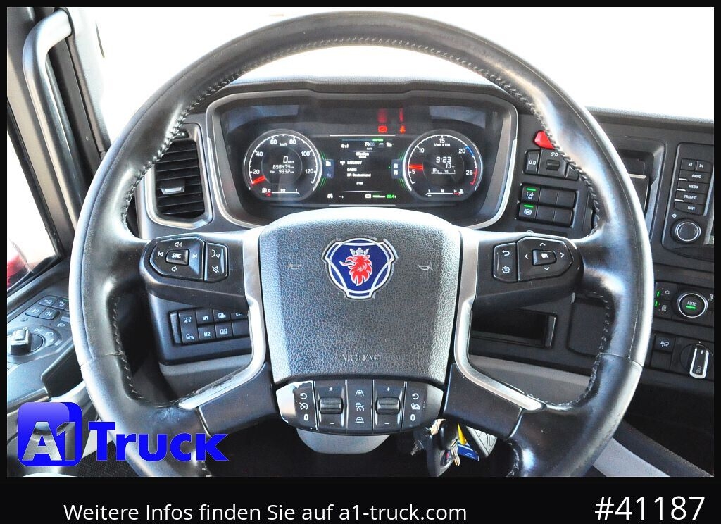 SCANIA