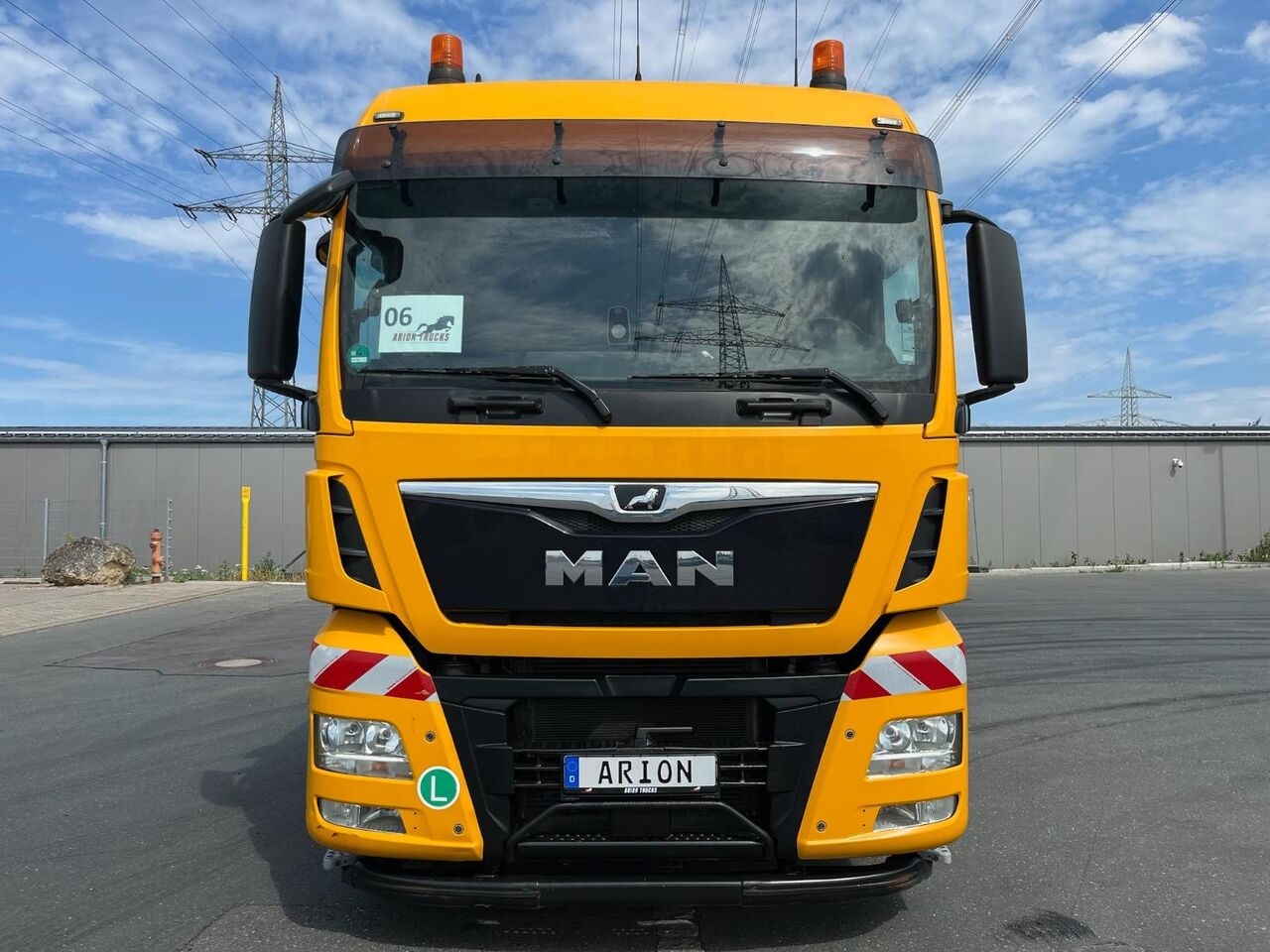 MAN